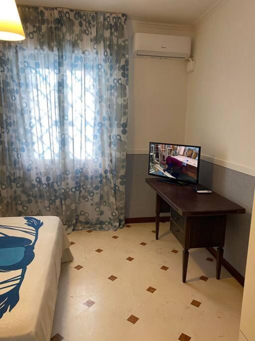 Apartamento Enry Station House Bari Exterior foto